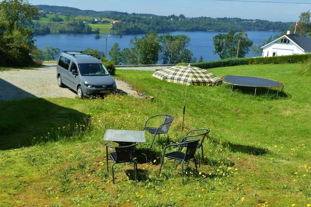 Topfloor Apartment Separate Entranc Nice View Stord Fitjar Eksteriør billede